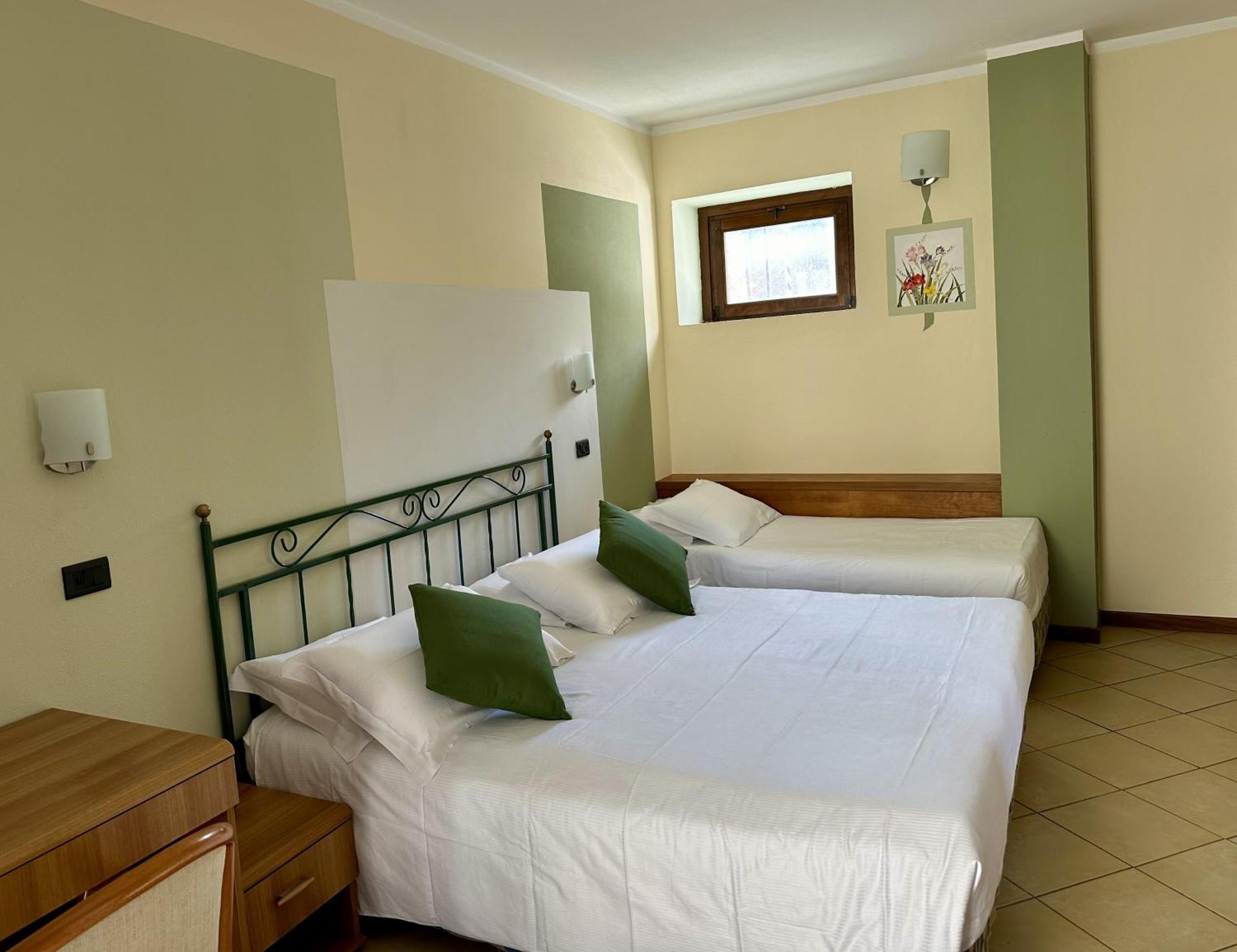 Hotel Dependance Pesce D'Oro Verbania Exterior foto