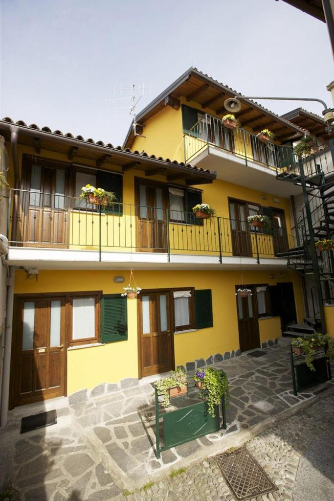 Hotel Dependance Pesce D'Oro Verbania Exterior foto